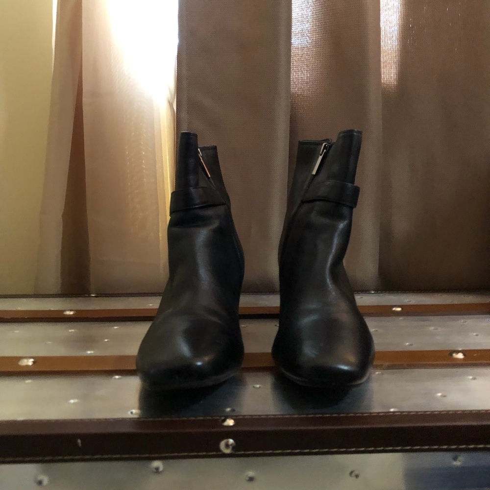 Boots - Picture 2 of 3